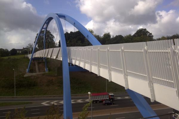 Redhayes Bridge links Cranbrook to Exeter